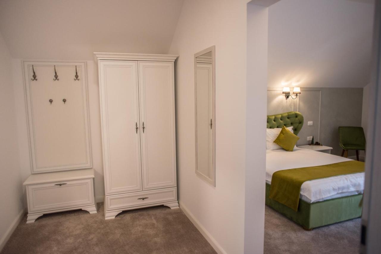 Boga Rooms Сіная Екстер'єр фото