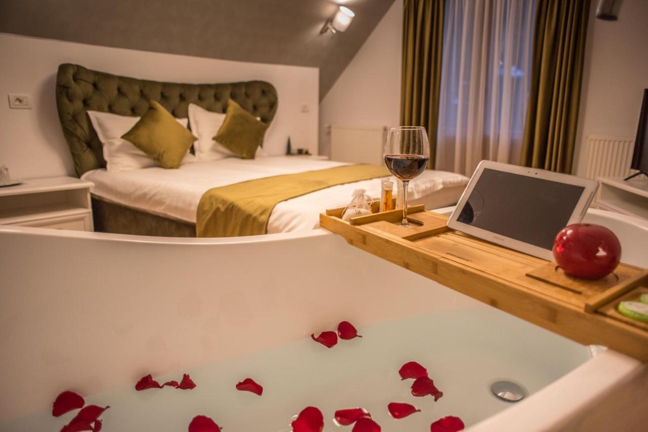 Boga Rooms Сіная Екстер'єр фото